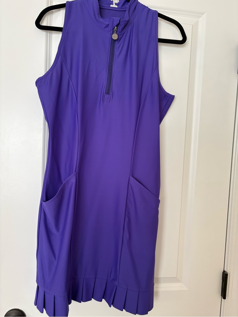 Sleeveless Purple Tzu Tzu Golf Dress with Front Zip - Unbranded
